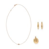 COLLECTION OF BICOLOR GOLD JEWELRY
