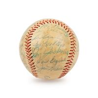 A 1958 Chicago White Sox Team Signed Autograph Baseball Including Nellie Fox (Beckett Authentication Services) - 29 Signatures