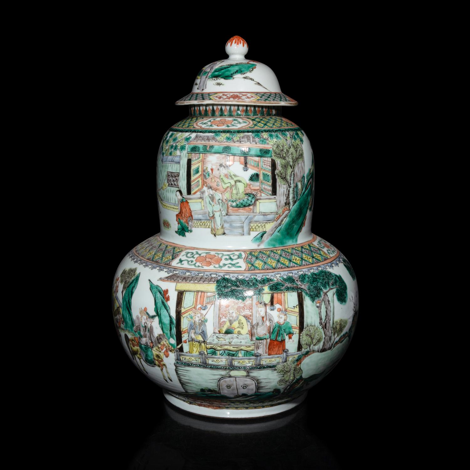 A Large Chinese Famille Verte Porcelain Double-Gourd Vase and Cover, Late 19th/20th Century 晚清/民國 五彩人物故事圖葫蘆大蓋罐