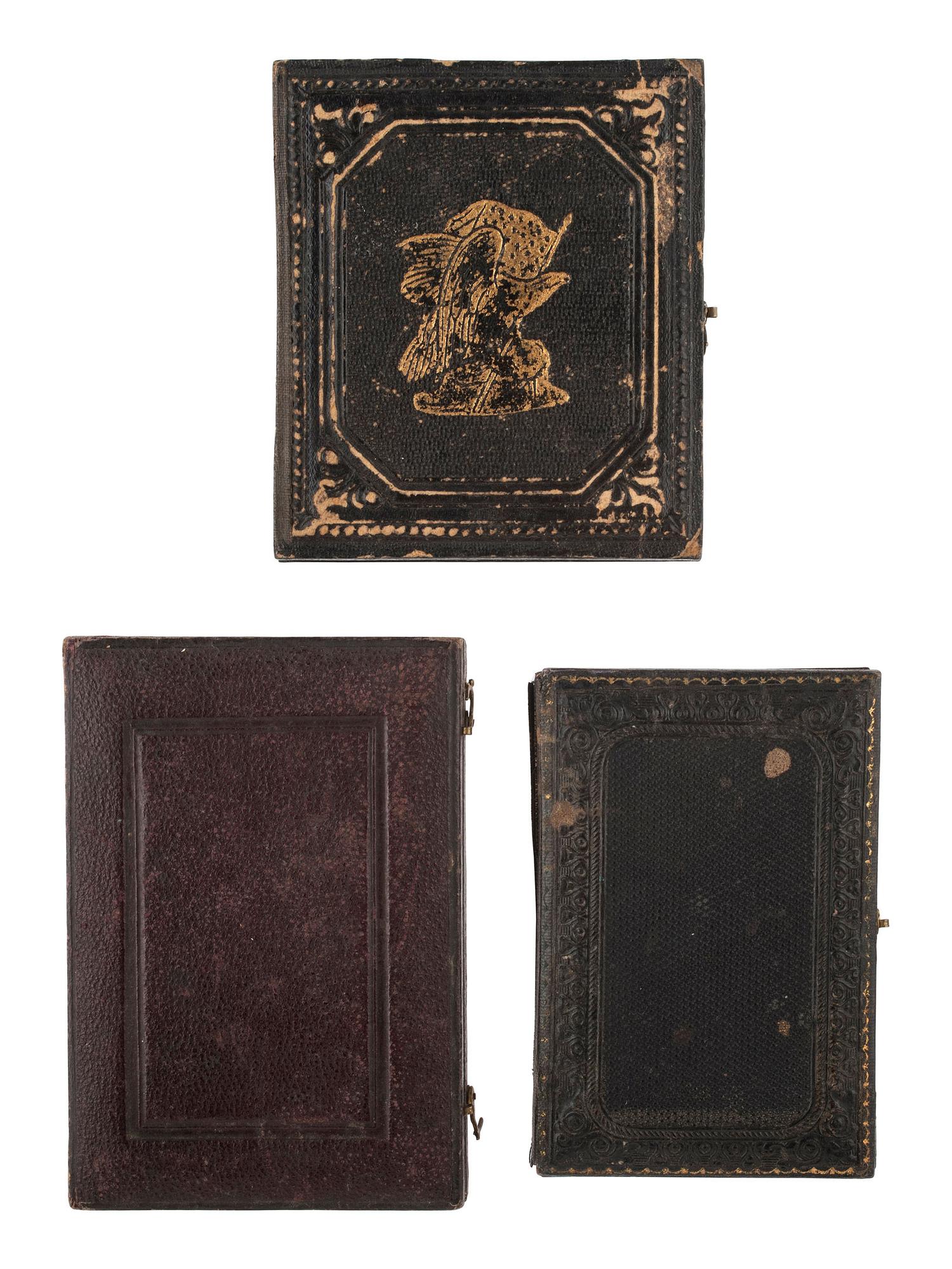 [CIVIL WAR]. 3 tintypes of Union soldiers, incl. double-armed cavalryman.