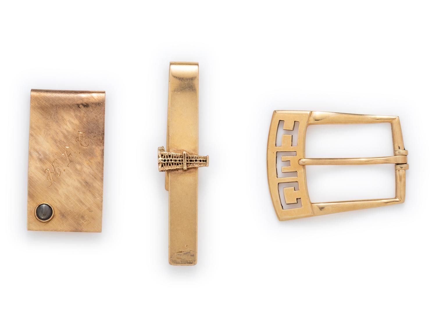 COLLECTION OF YELLOW GOLD ACCESSORIES