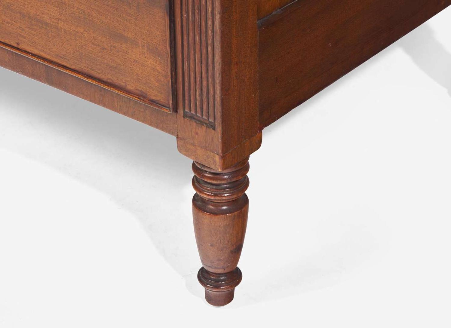 A Federal mahogany chest of drawers, Philadelphia, PA, circa 1810