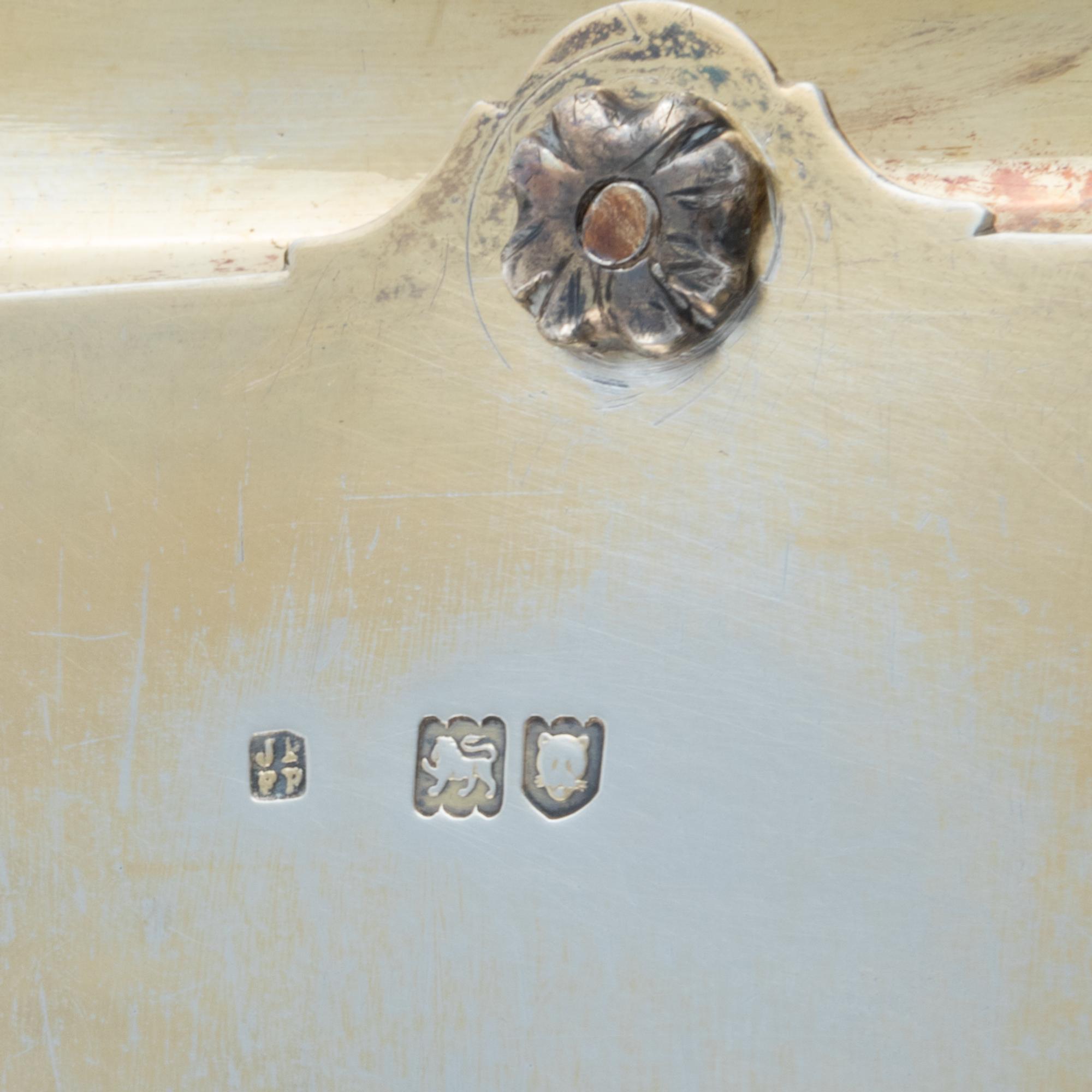 An Edwardian Silver-Gilt Presentation Waiter