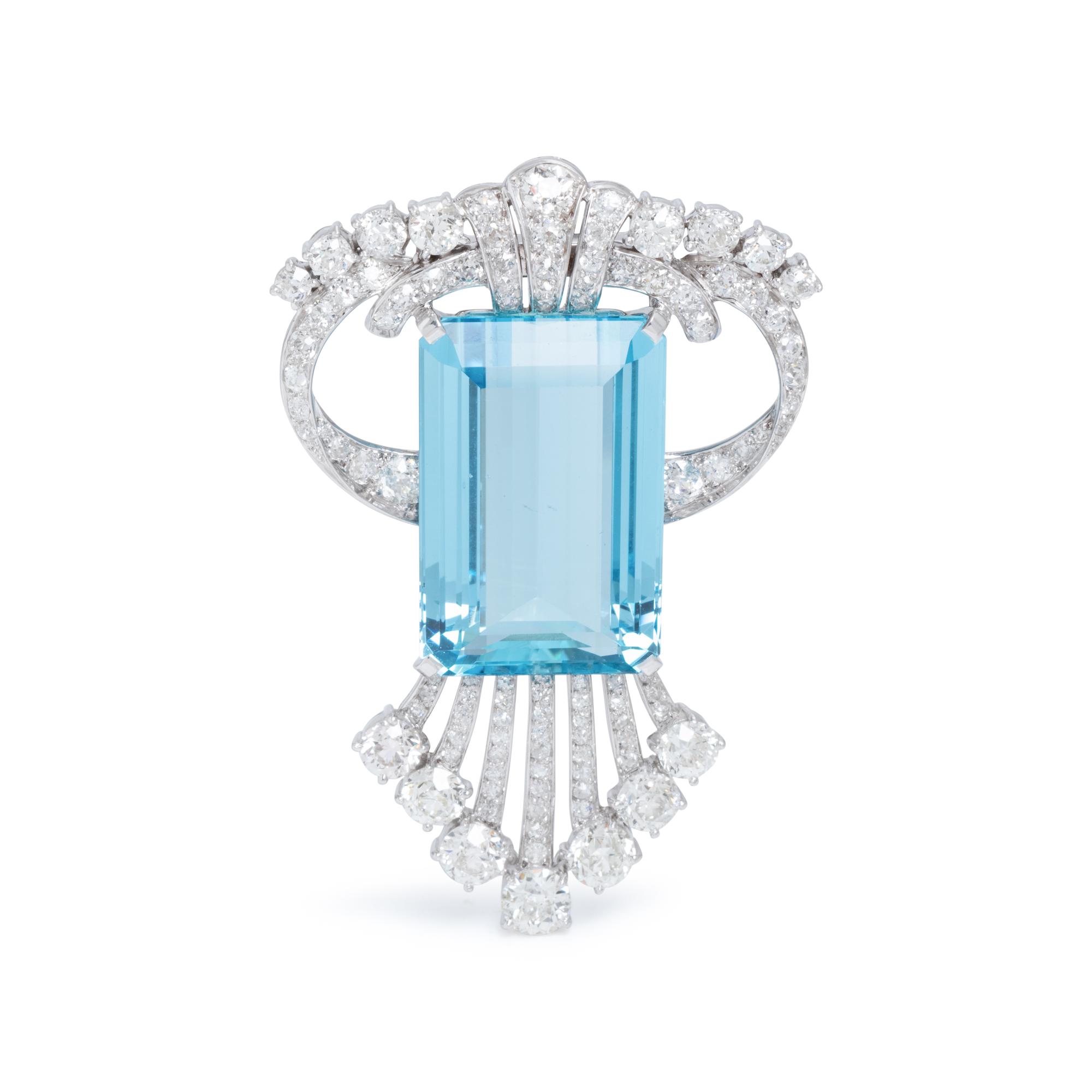 AQUAMARINE AND DIAMOND PENDANT/BROOCH