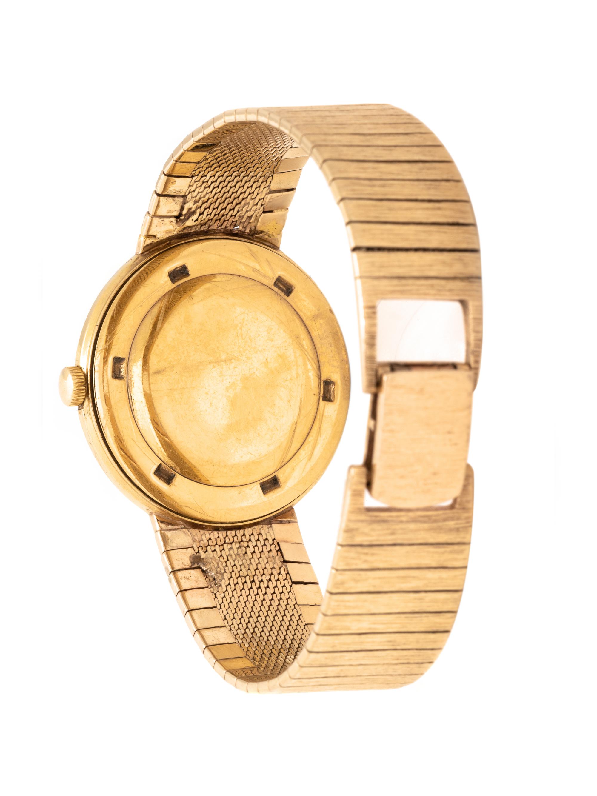VACHERON & CONSTANTIN, YELLOW GOLD WRISTWATCH