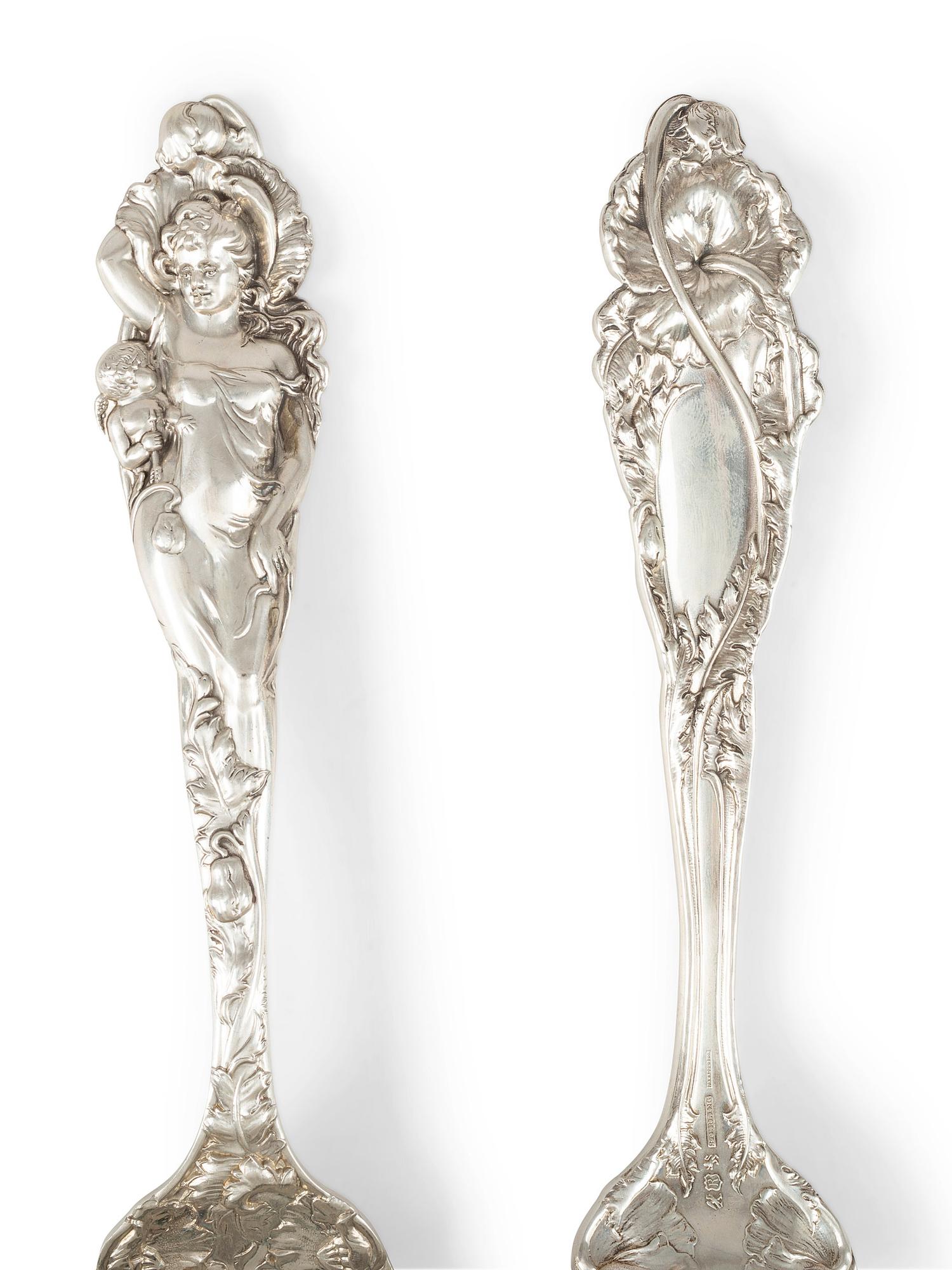 A Reed and Barton 'Love Disarmed' Silver Flatware Service
