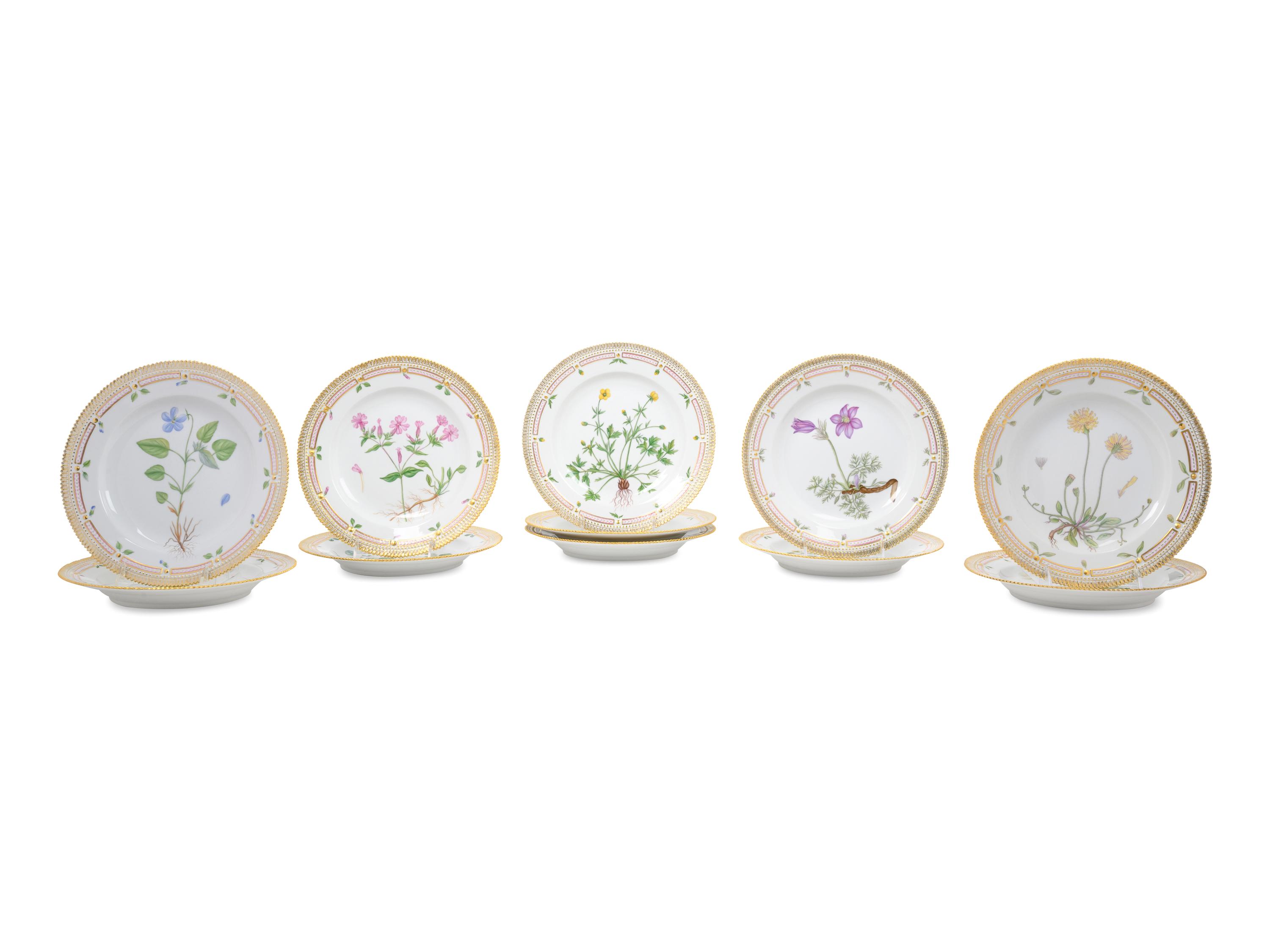 Eleven Royal Copenhagen Flora Danica Dinner Plates