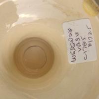A Josiah Wedgwood (Attributed) Queensware Vase UK, 1760s