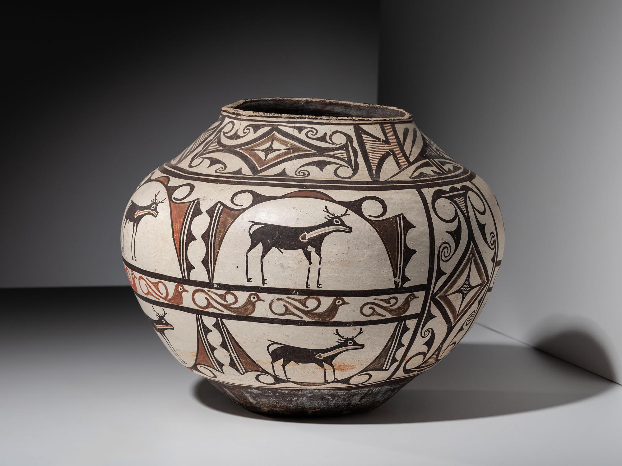 Zuni Polychrome Olla, with Heartline Deer