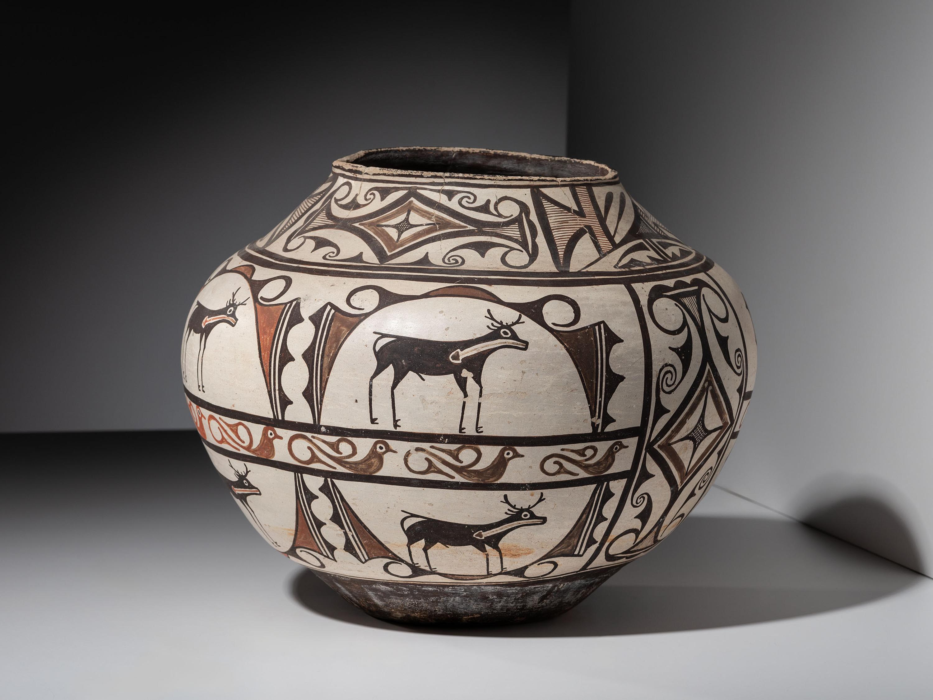 Zuni Polychrome Olla, with Heartline Deer
