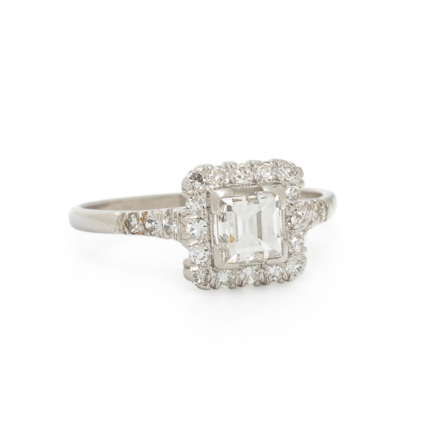 DIAMOND AND PLATINUM RING