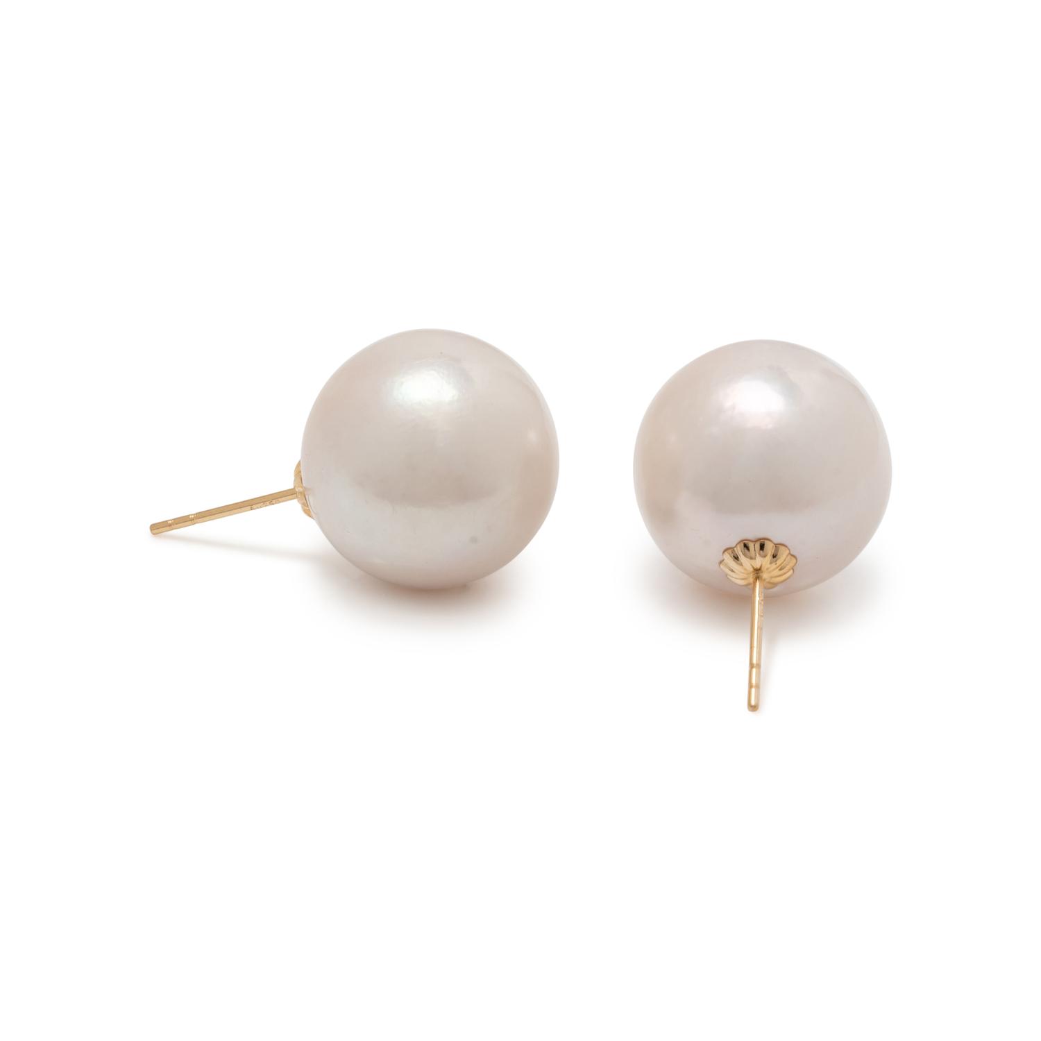 CULTURED SOUTH SEA PEARL STUD EARRINGS