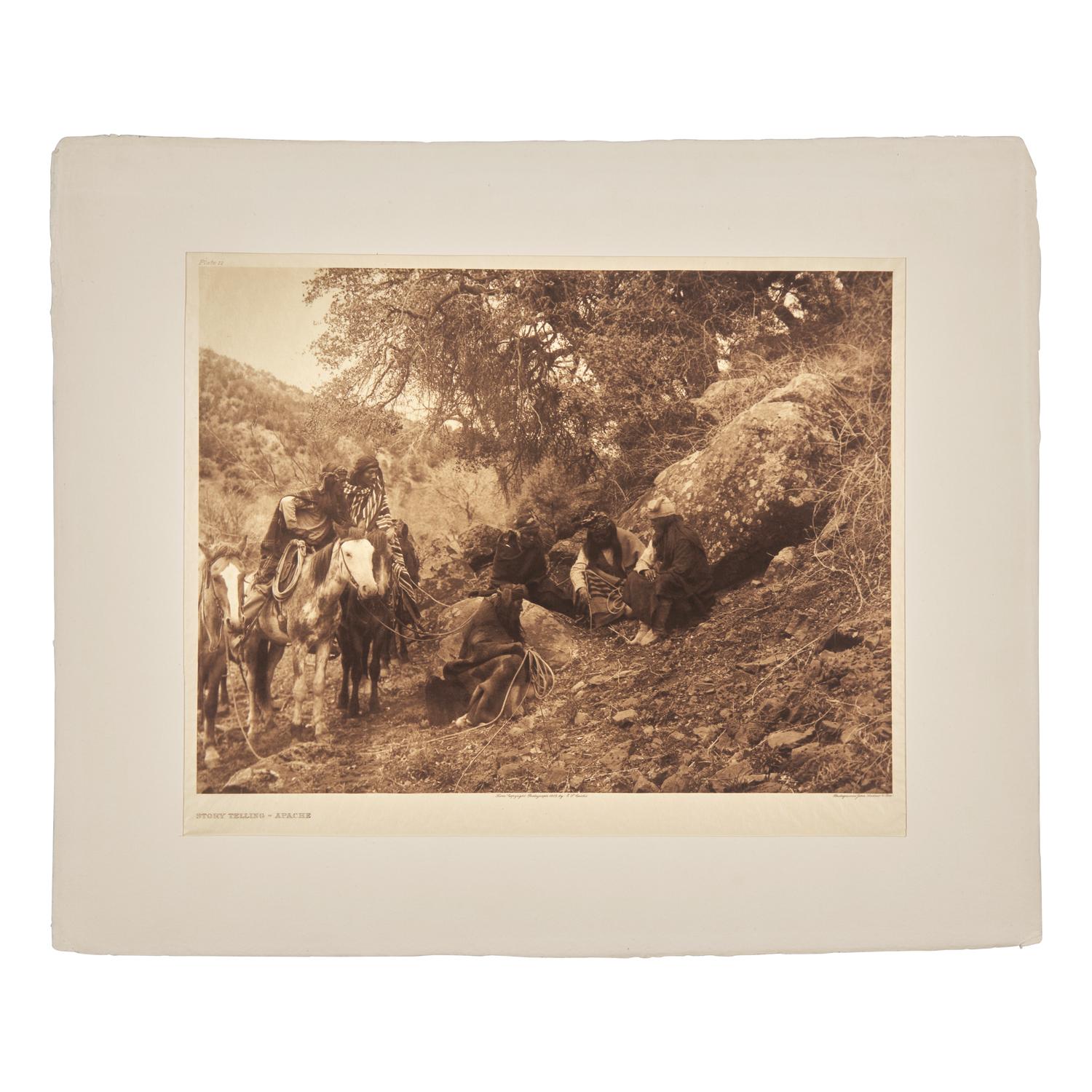 [Native-Americana] Curtis, Edward. Story Telling - Apache