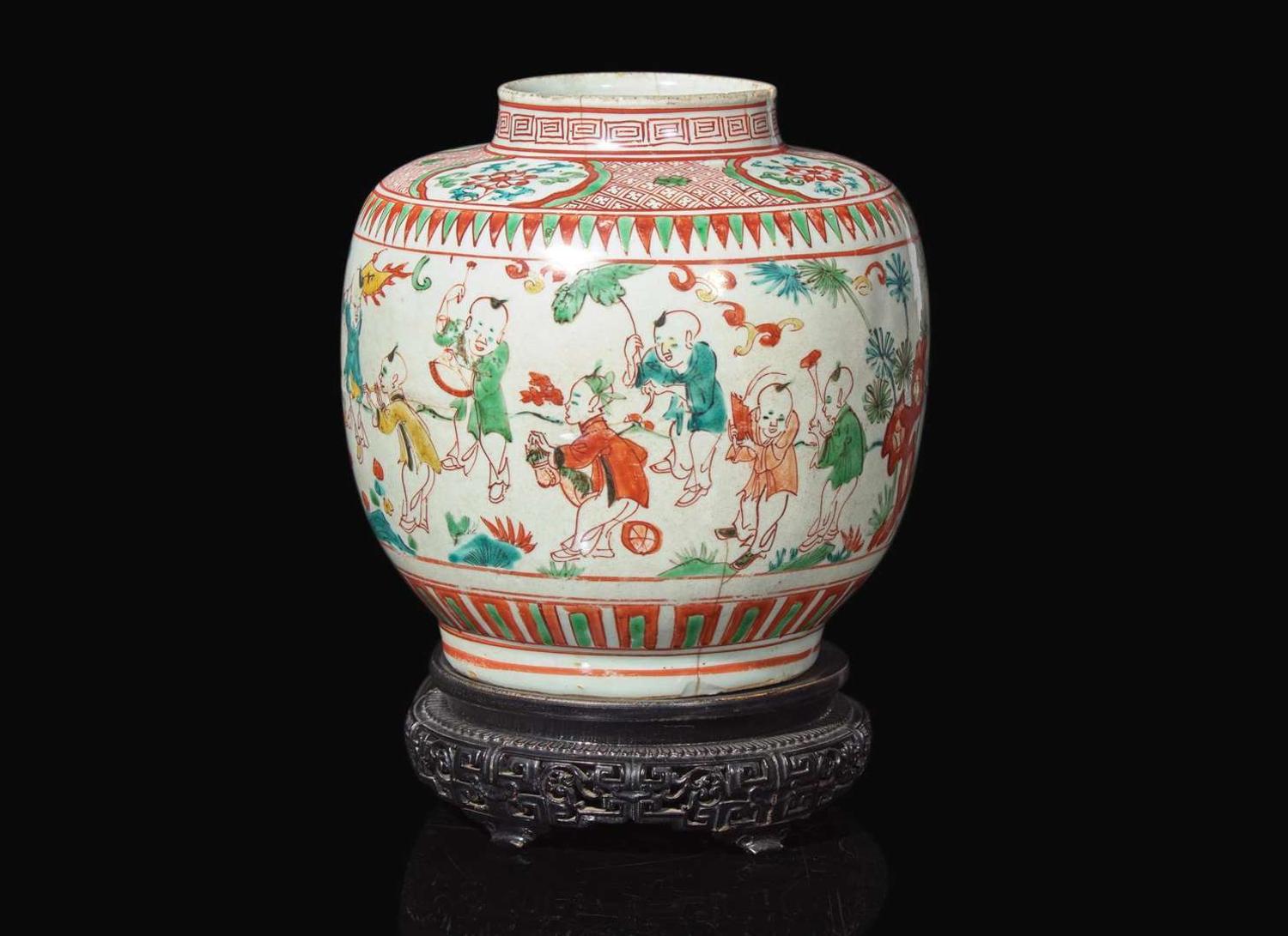 A Chinese polychrome-enameled "Boys" jar, Ming dynasty 五彩嬰戲罐 明