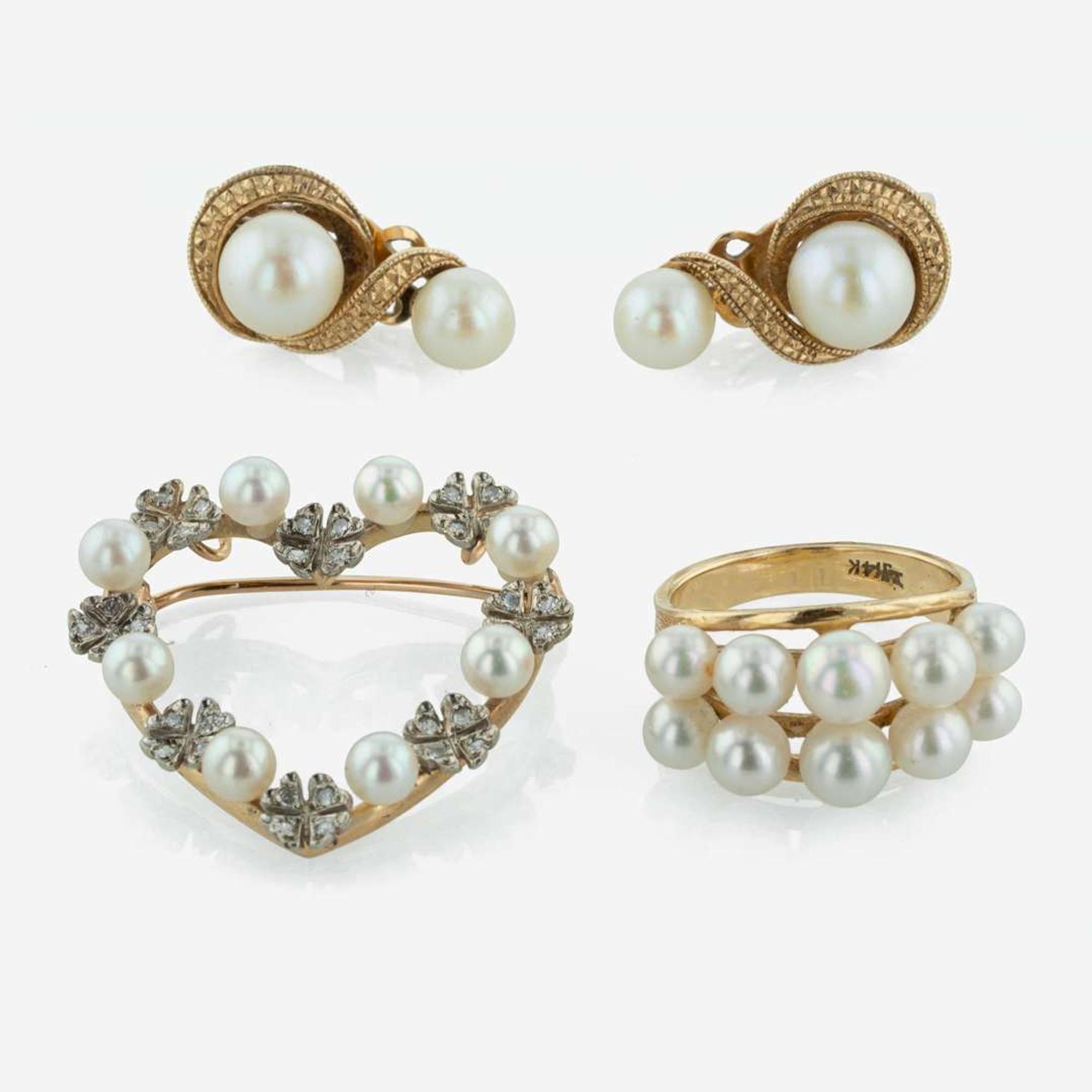 A Collection of Pearl and 14K Yellow Gold Jewelry