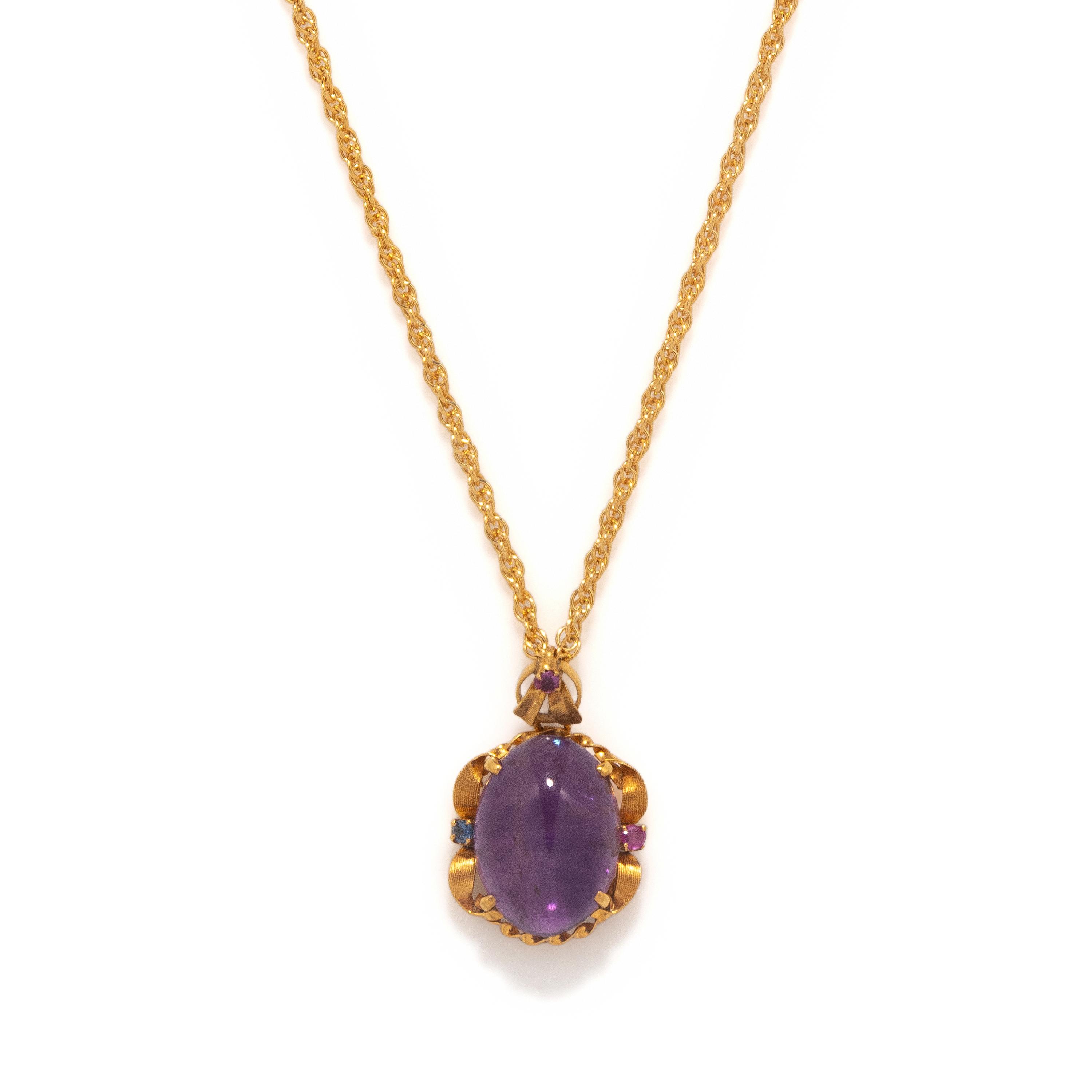 YELLOW GOLD AND AMETHYST PENDANT NECKLACE