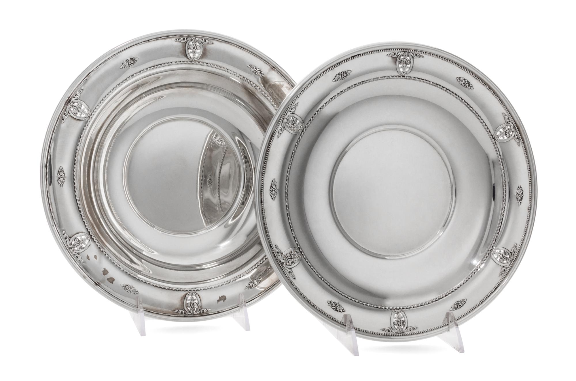 An American Silver Bowl and Underplate, Wallace Silversmiths, Wallingford, CT, Rose Point pattern, each having pierced floral medallion