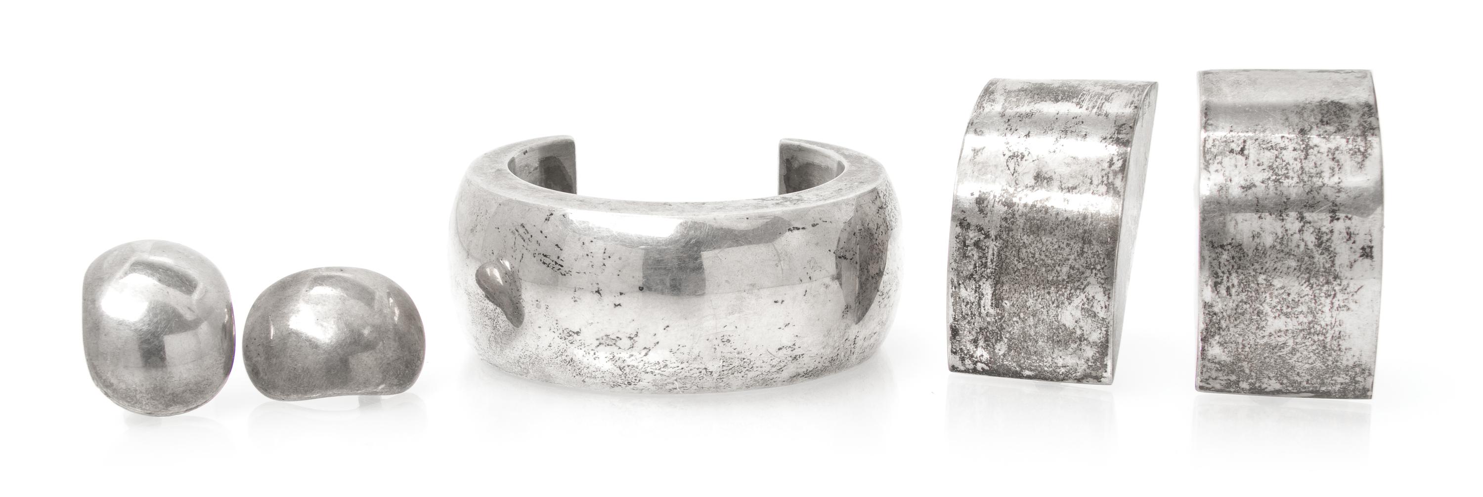 A Collection of Sterling Silver Jewelry, 86.00 dwts.