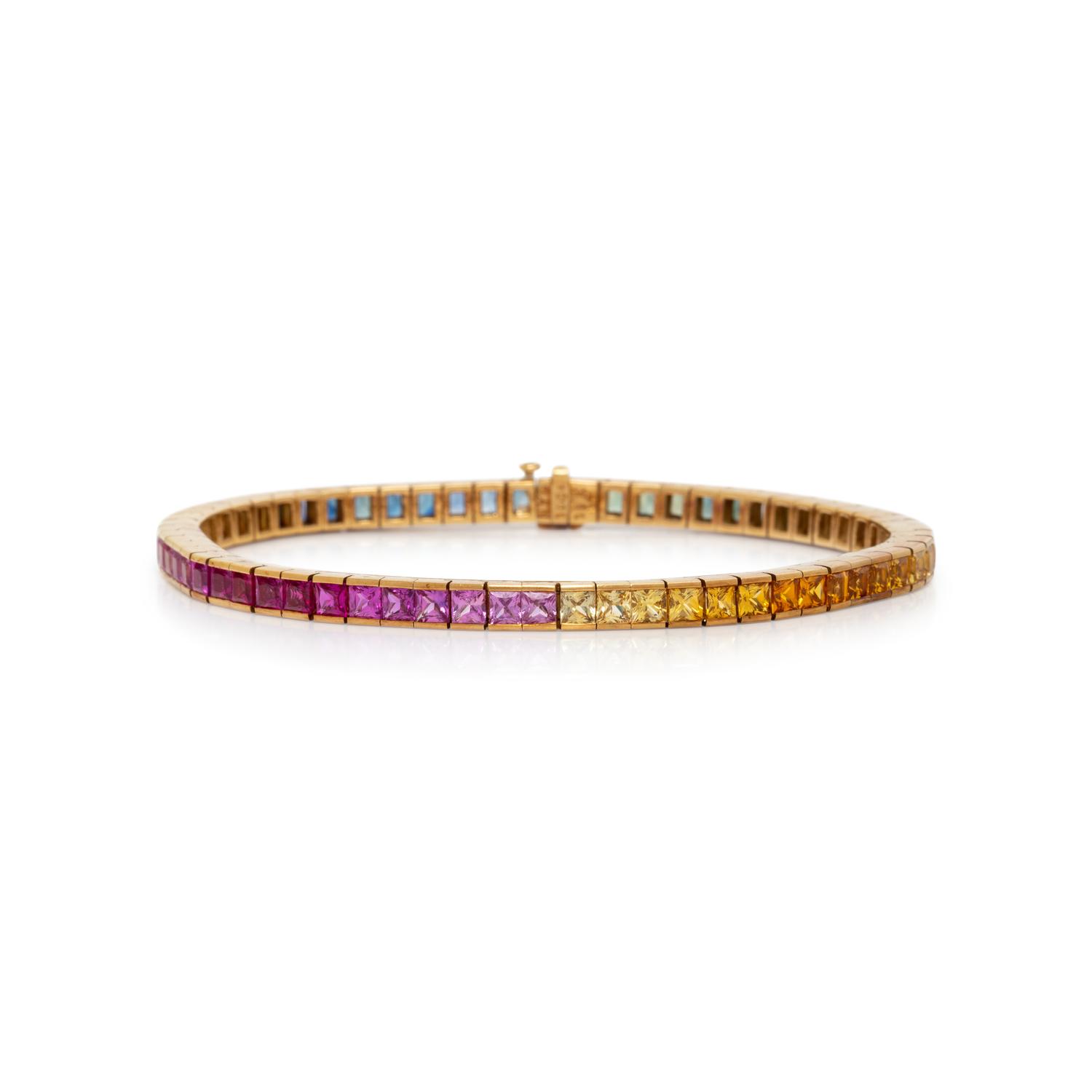 MULTICOLOR SAPPHIRE AND YELLOW GOLD LINE BRACELET