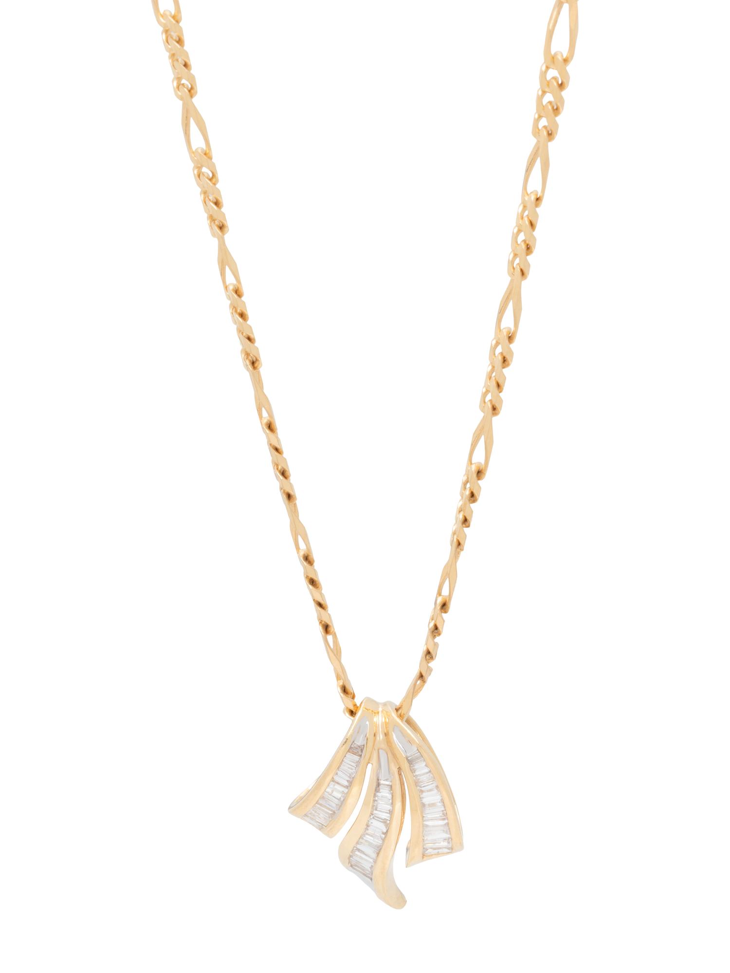 YELLOW GOLD AND DIAMOND PENDANT/NECKLACE