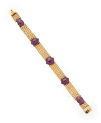 YELLOW GOLD AND RUBY BRACELET