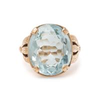 YELLOW GOLD AND AQUAMARINE RING