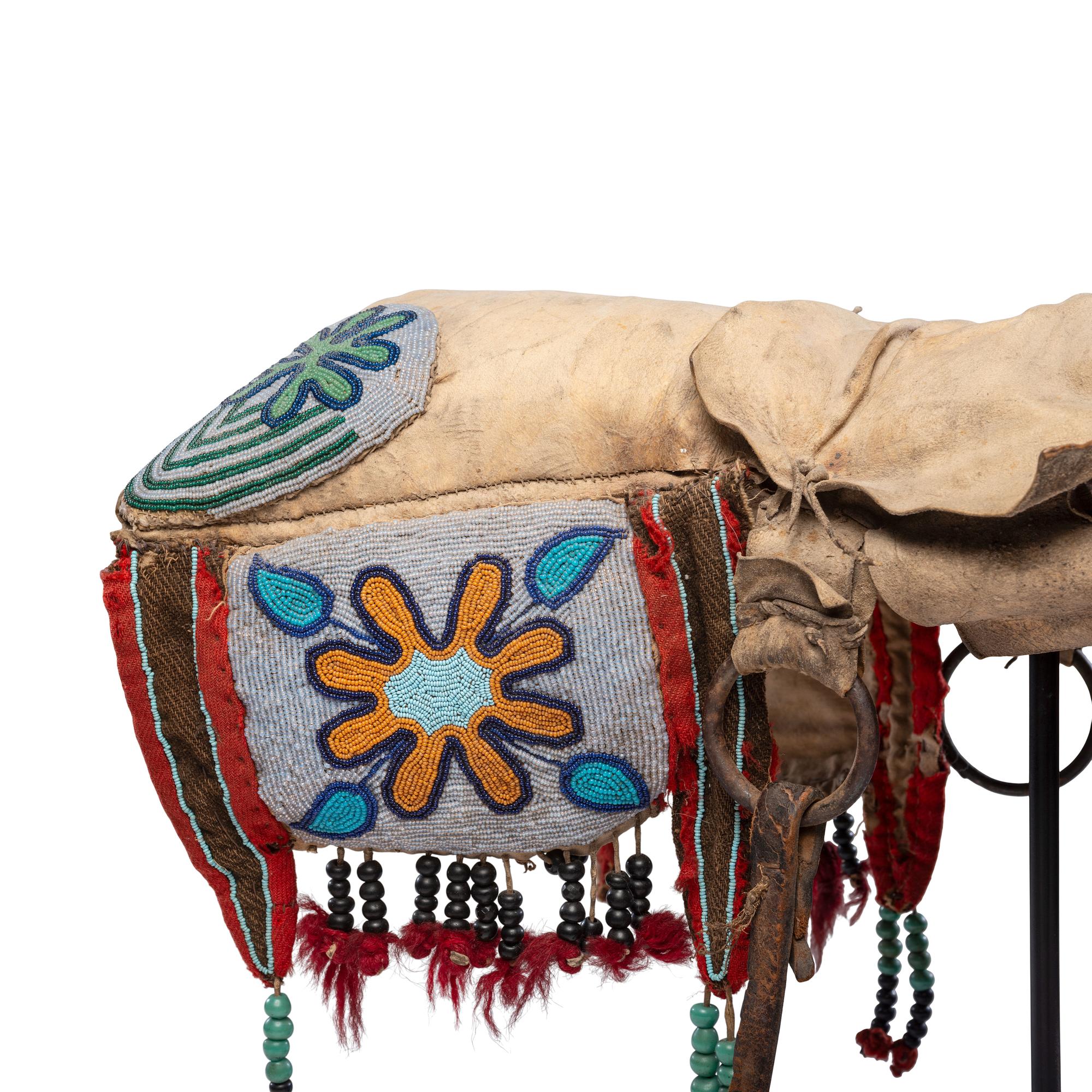 Cree Beaded Hide Pad Saddle