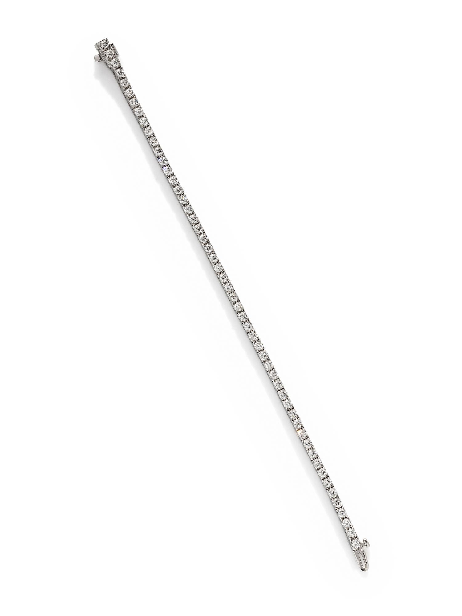 WHITE GOLD AND DIAMOND BRACELET