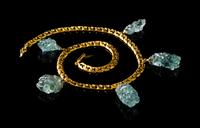 A Chinese 14 Karat Gold and Carved Aquamarine Necklace 19TH/20TH CENTURY Length of chain 16 inches. — 19TH/20TH CENTURY