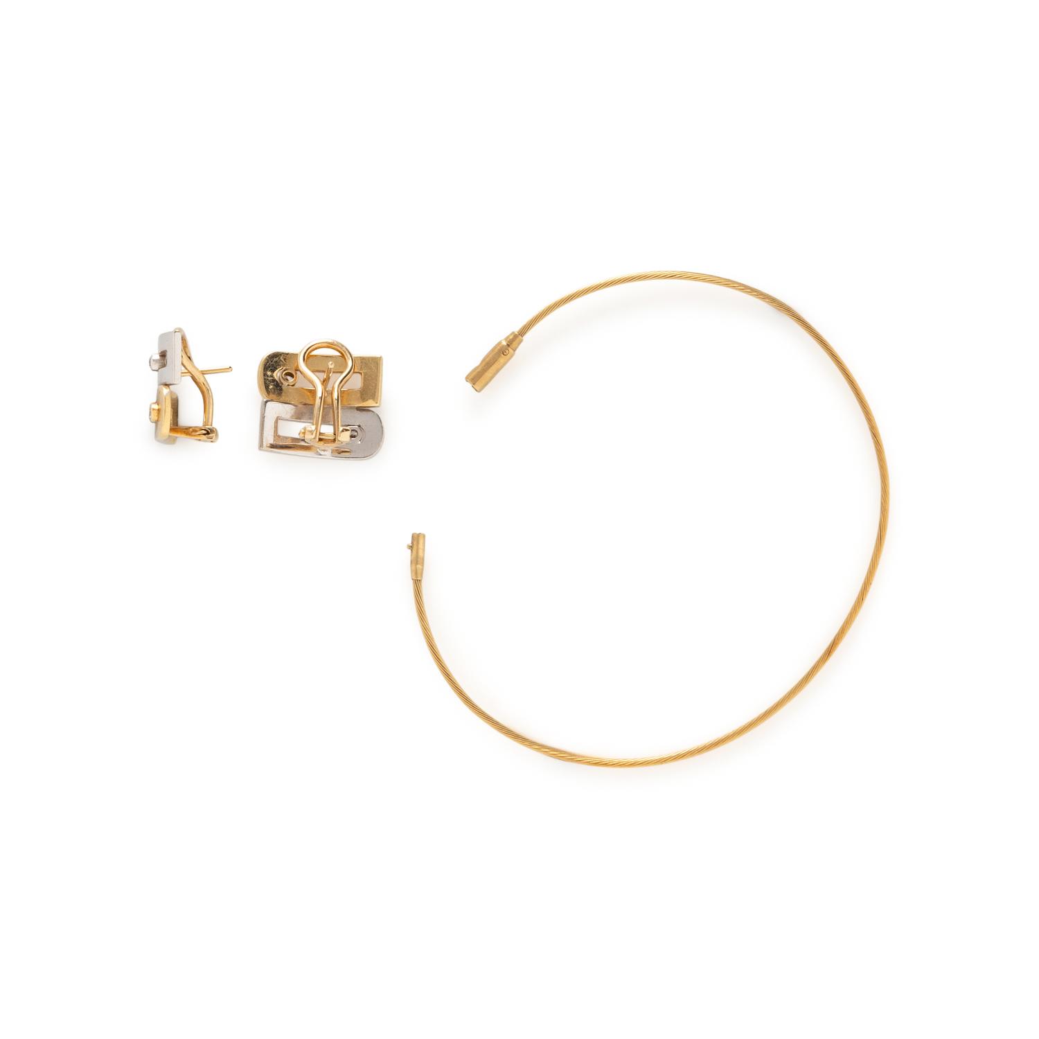 COLLECTION OF GOLD JEWELRY
