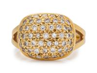 An 18 Karat Yellow Gold and Diamond Ring,