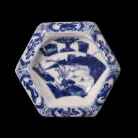Four Small Chinese Export Blue and White Porcelain Articles