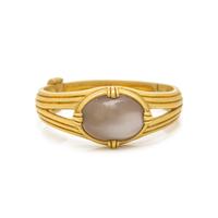 SLANE & SLANE, YELLOW GOLD AND SUNSTONE BANGLE BRACELET