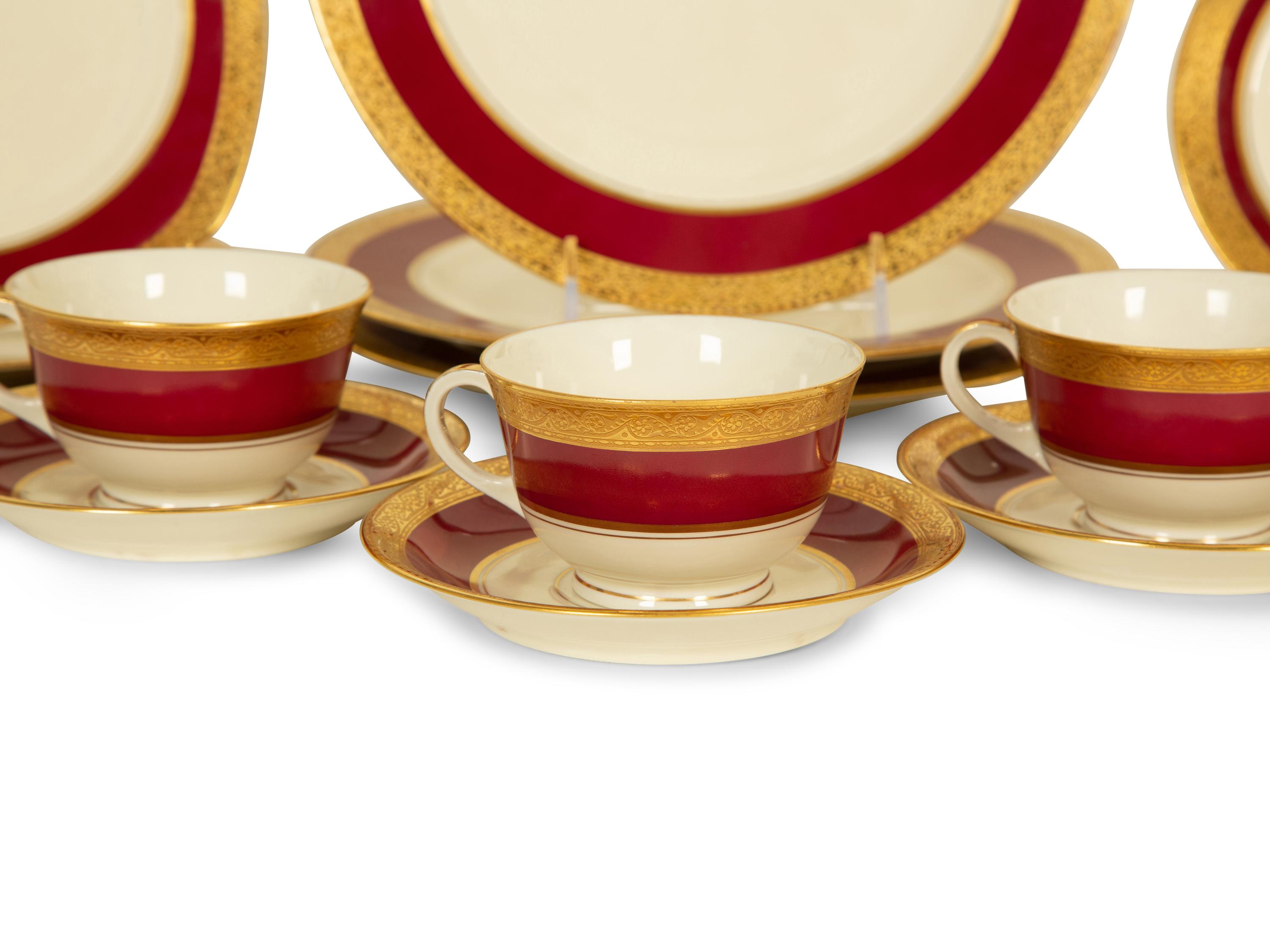 A Czech Porcelain Dinner Service