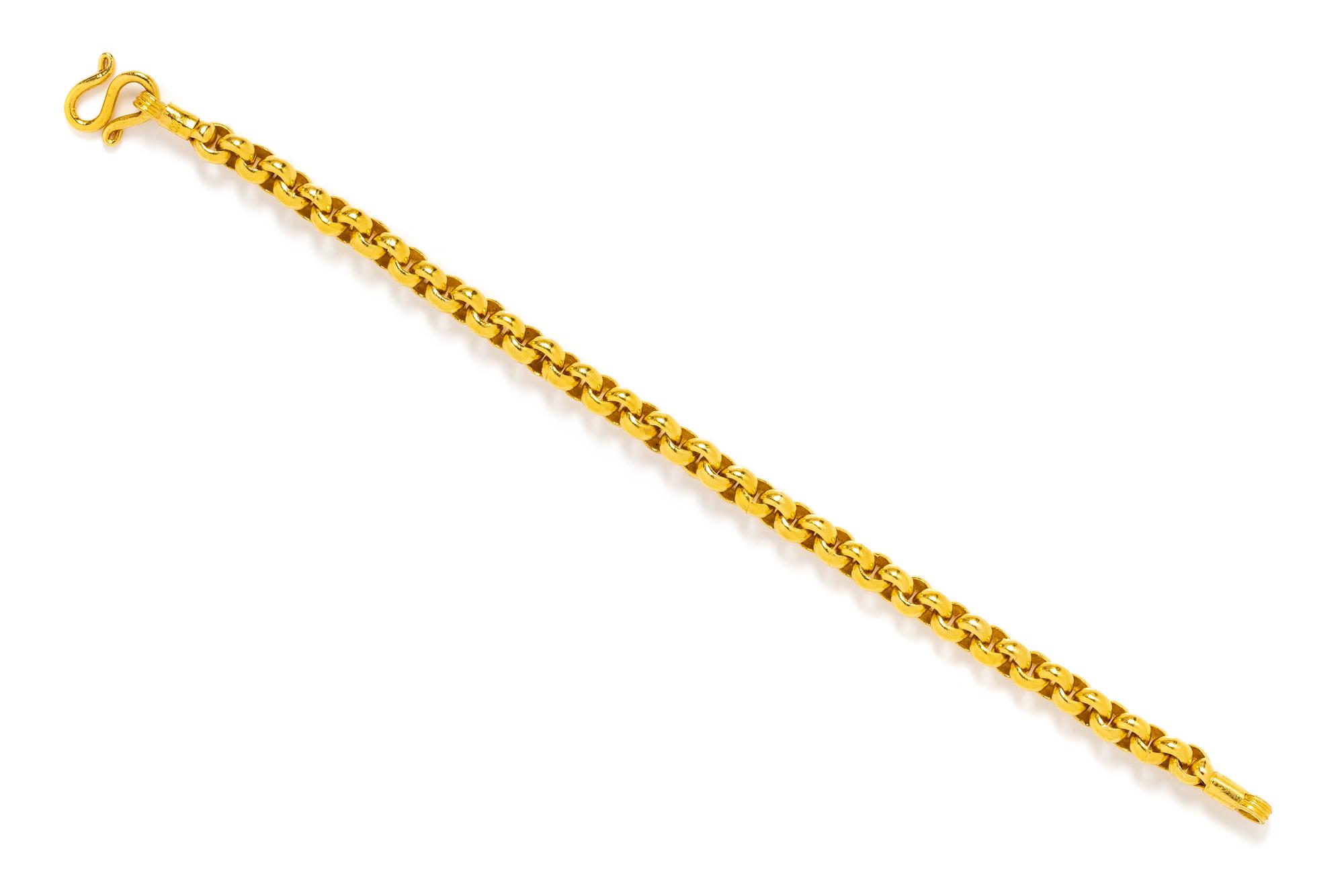 A High Karat Yellow Gold Link Bracelet,