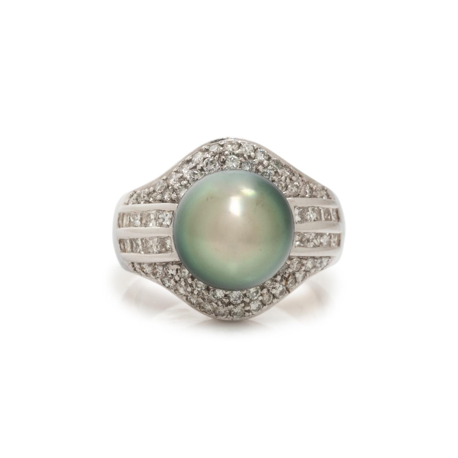 CULTURED TAHITIAN PEARL AND DIAMOND RING