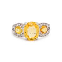 YELLOW SAPPHIRE AND DIAMOND RING