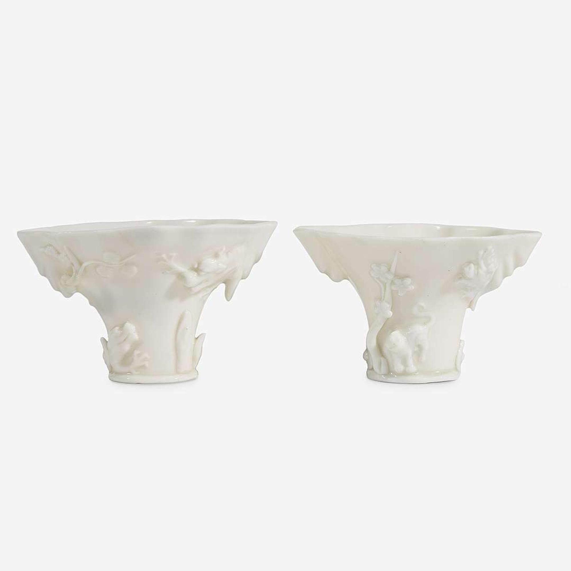 Two similar Chinese Dehua porcelain libation cups 德化窑盃两件 17th/18th century ???????