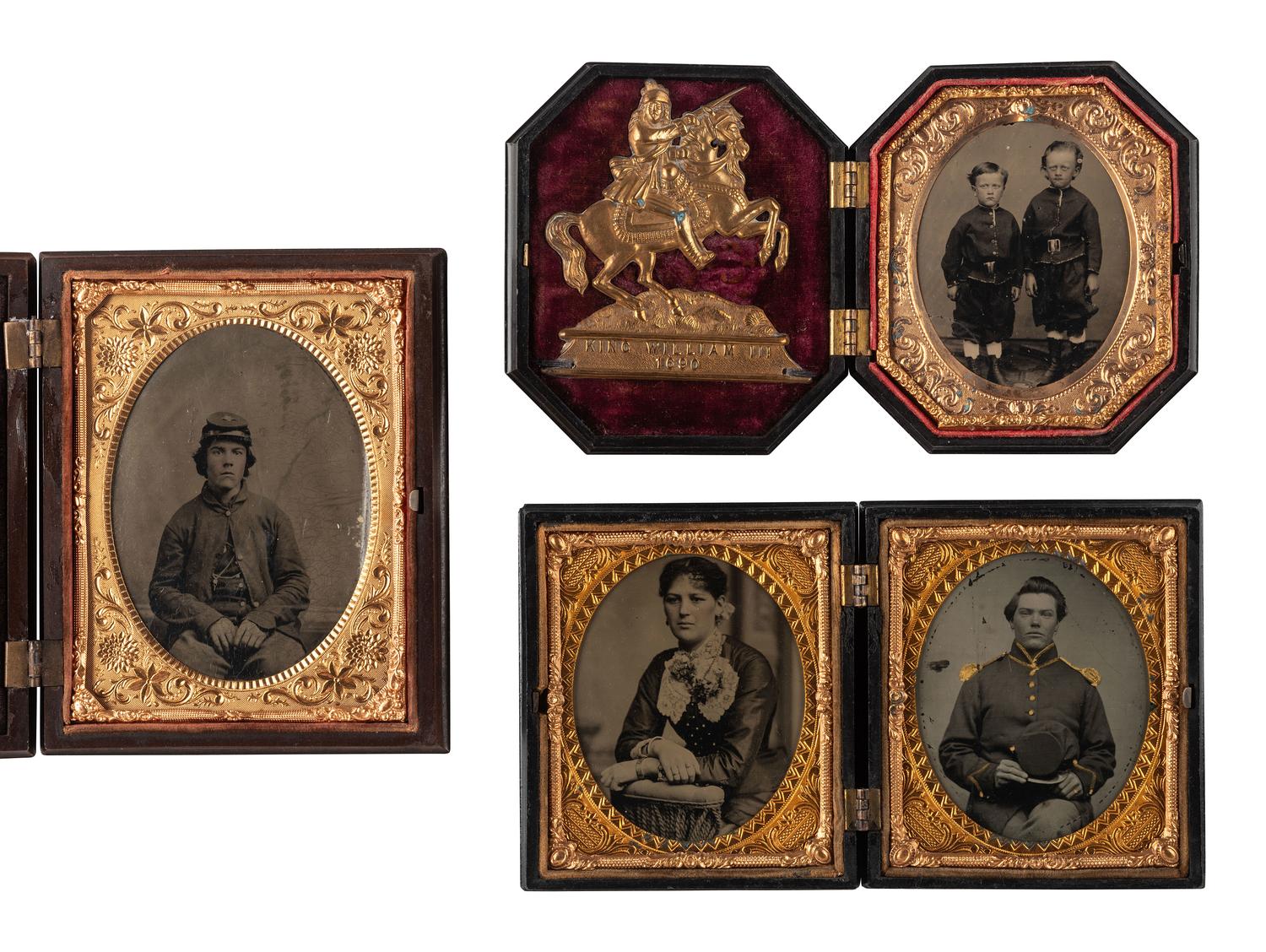 [CIVIL WAR]. Quarter plate and sixth plate tintypes of Civil War soldiers in Union cases.