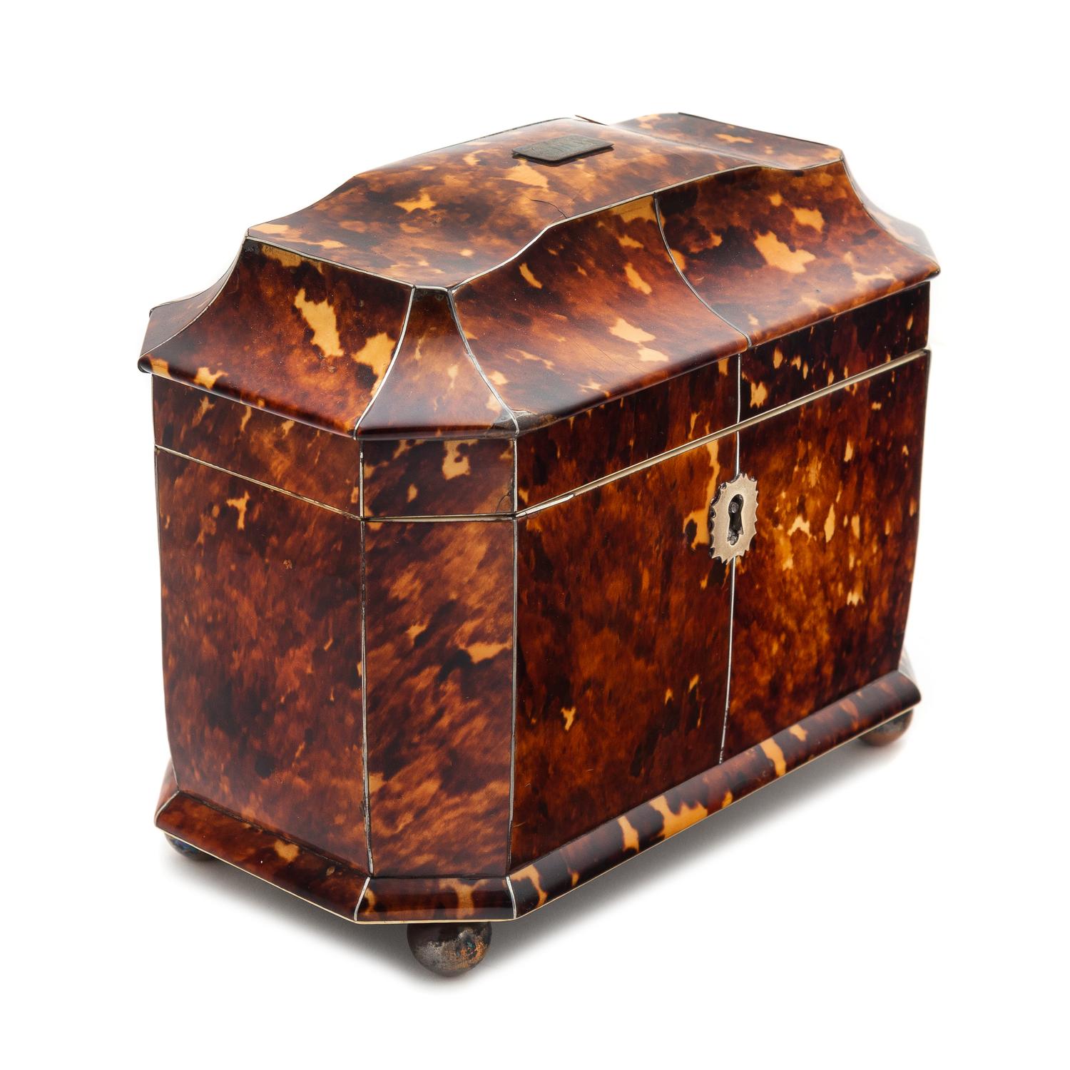 An English Silver Lined Tortoise Shell Tea Caddy Height 6 1/2 x width 7 1/2 x depth 4 1/4 inches. — 19TH CENTURY
