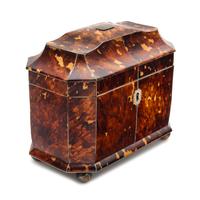 An English Silver Lined Tortoise Shell Tea Caddy Height 6 1/2 x width 7 1/2 x depth 4 1/4 inches. — 19TH CENTURY