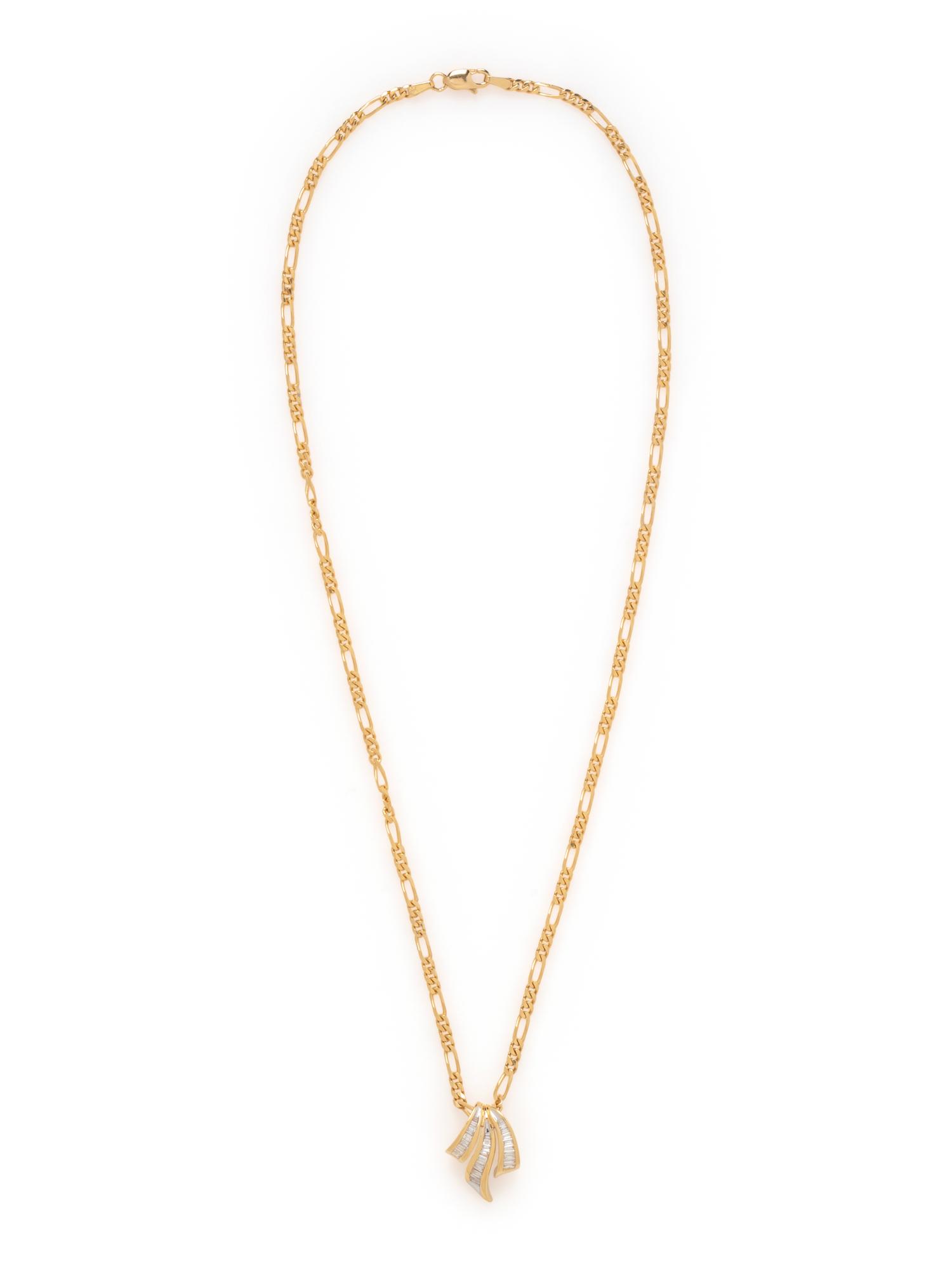 YELLOW GOLD AND DIAMOND PENDANT/NECKLACE