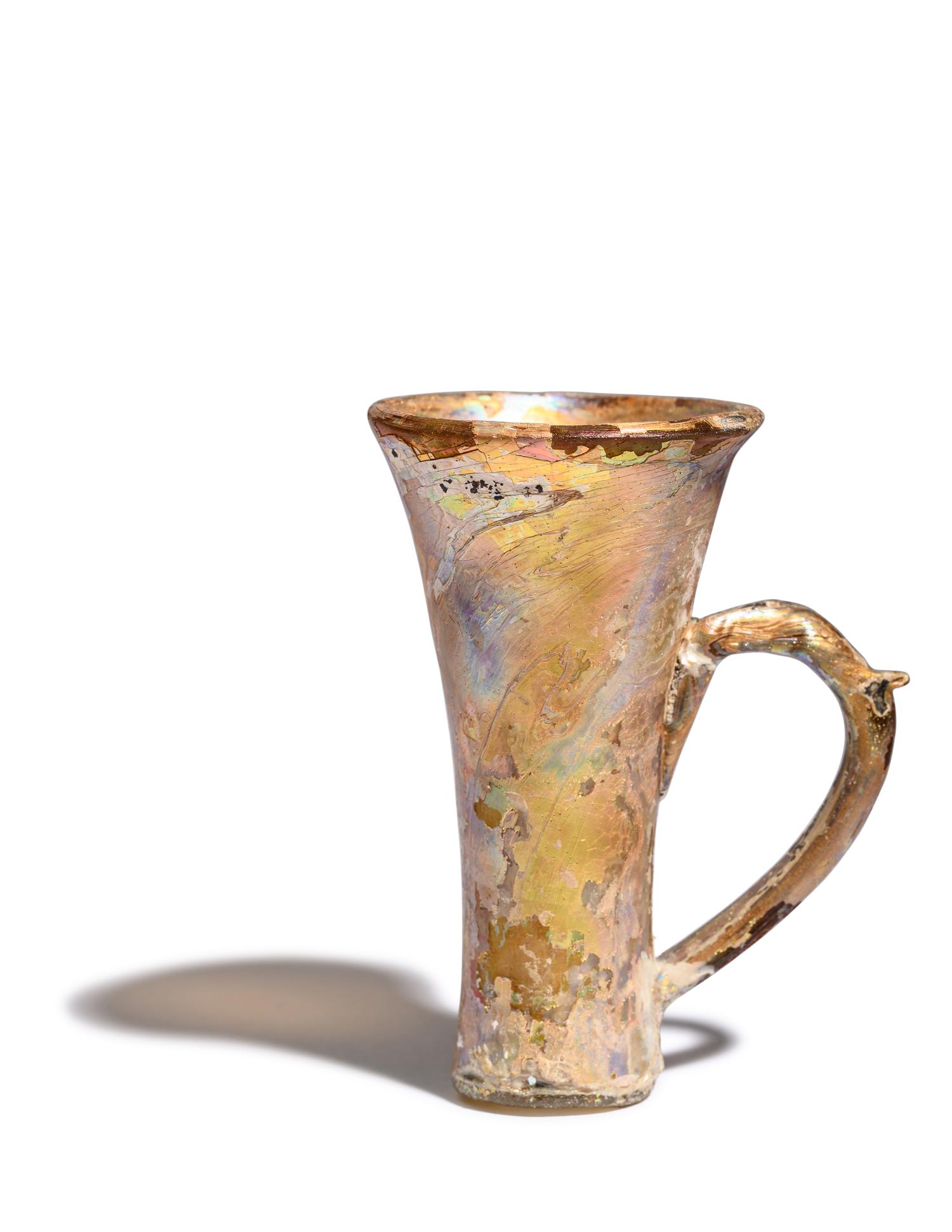 A Late-Byzantine Glass cup