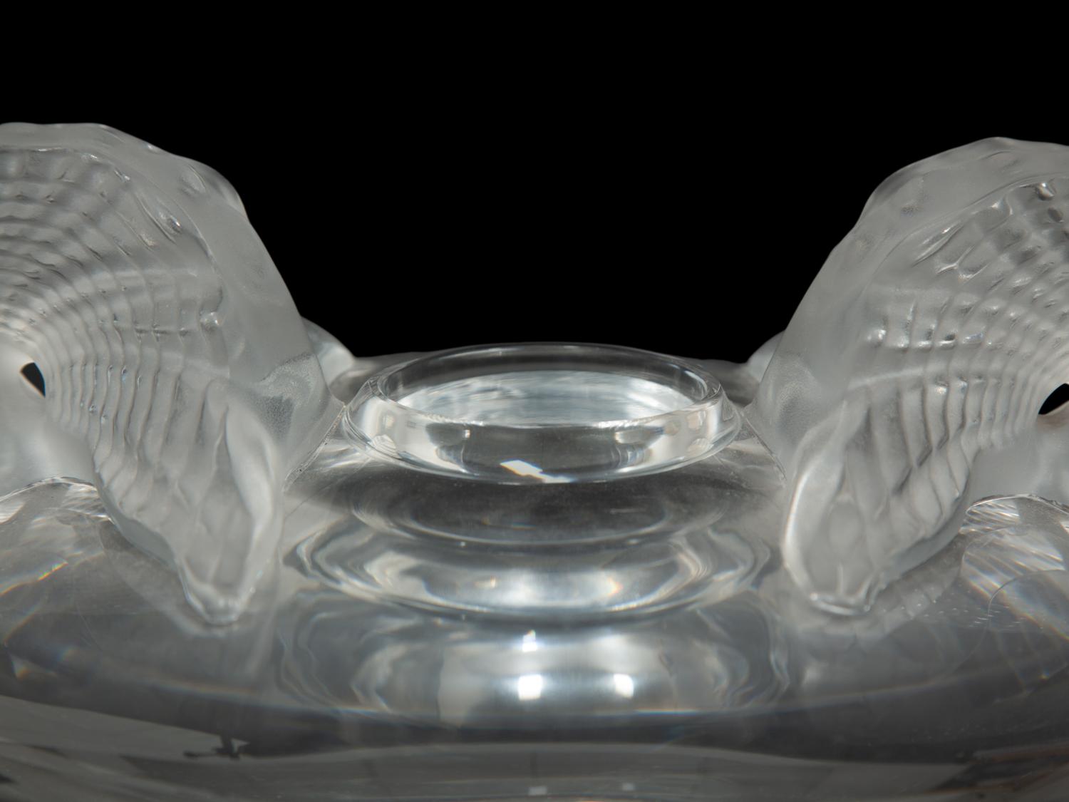 A Lalique Santorin Bowl and a Yeso Antinea Bowl