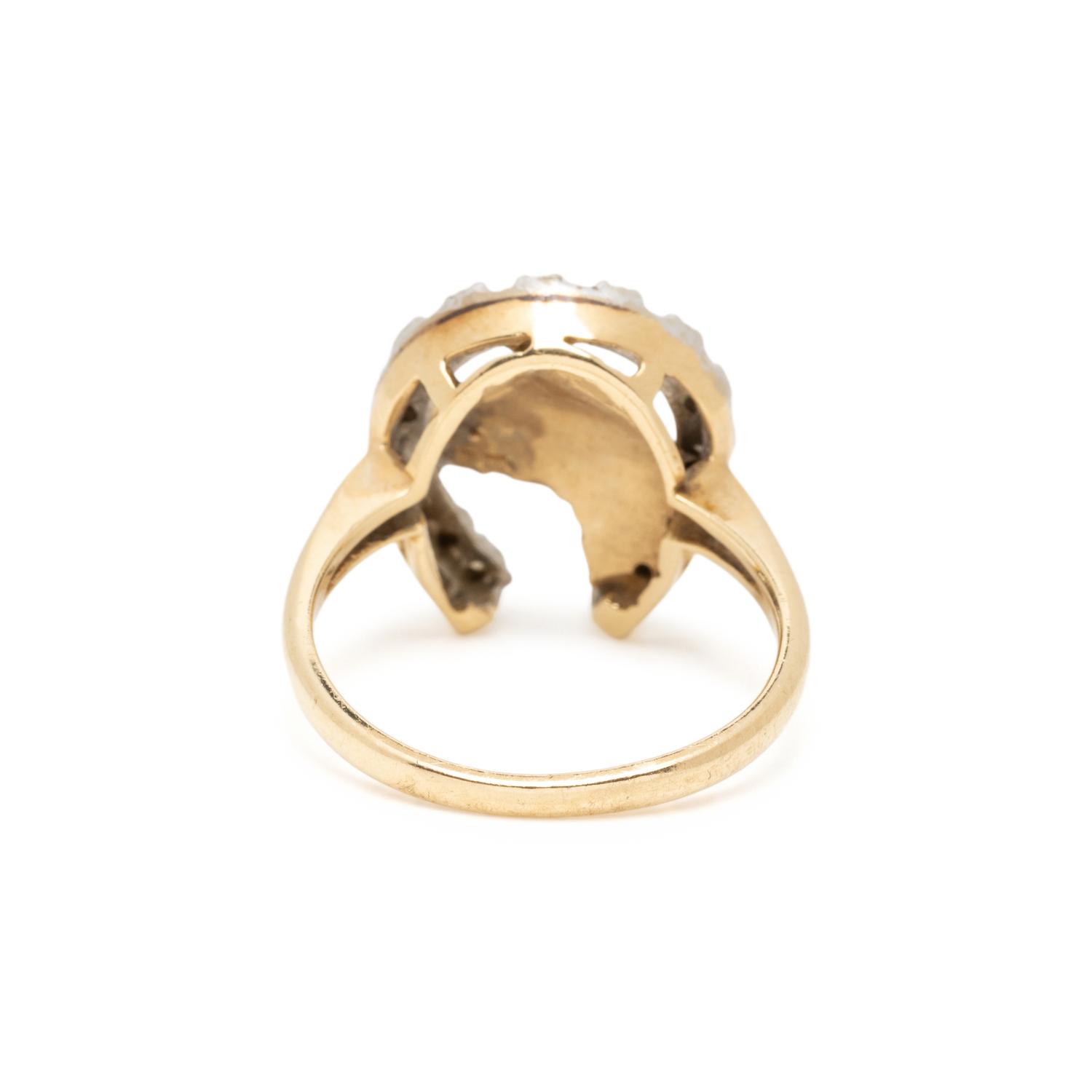 BICOLOR GOLD AND DIAMOND HORSE RING