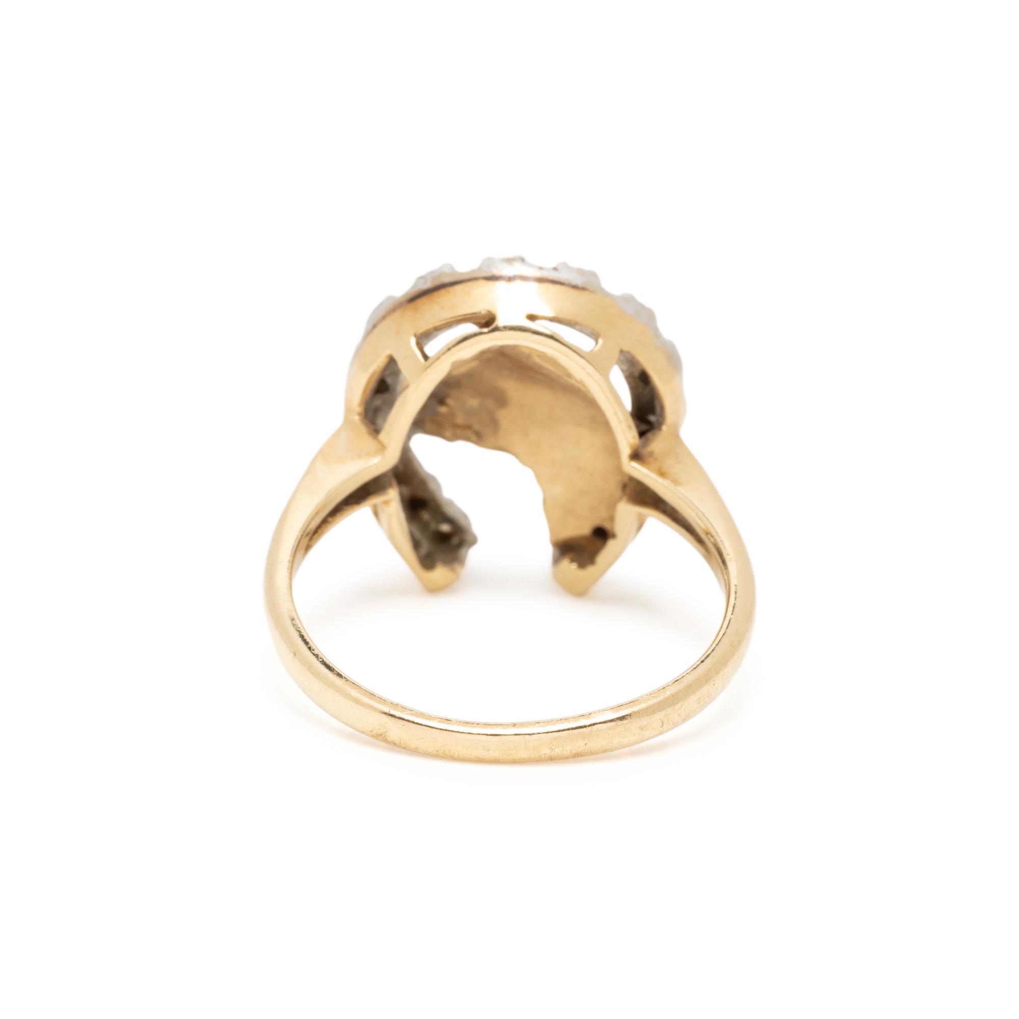 BICOLOR GOLD AND DIAMOND HORSE RING