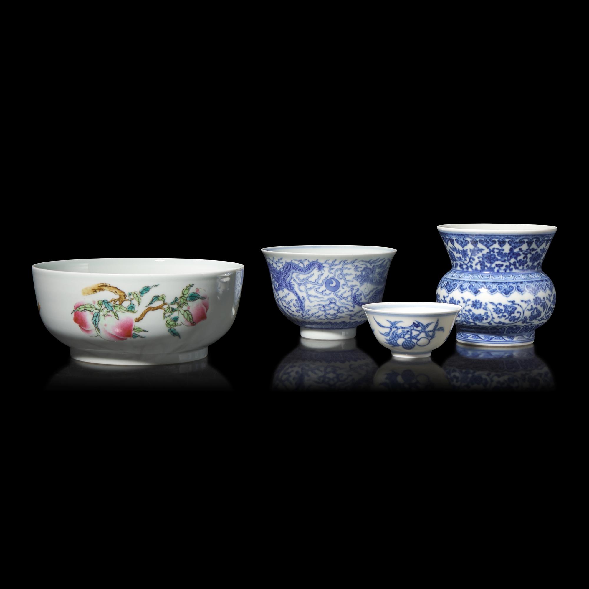 A Group of Four Chinese Enameled and Blue and White Porcelain Wares — 粉彩、青花瓷一組四件