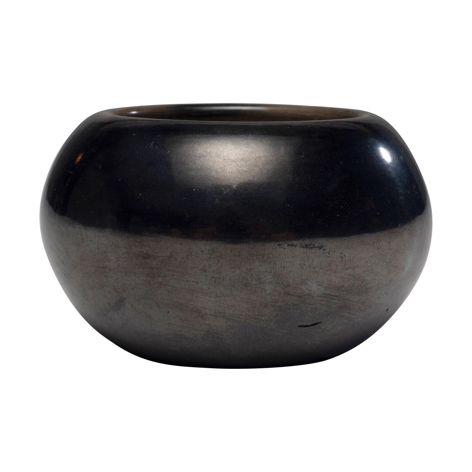 Small Blackware Pottery Bowl, with Gun Metal Finish