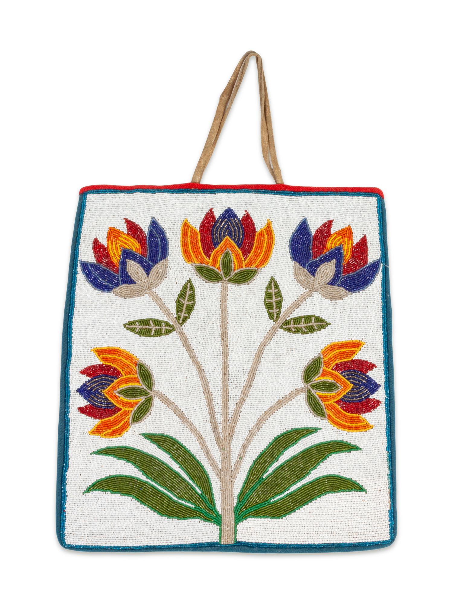 Plateau Beaded Flat Bag