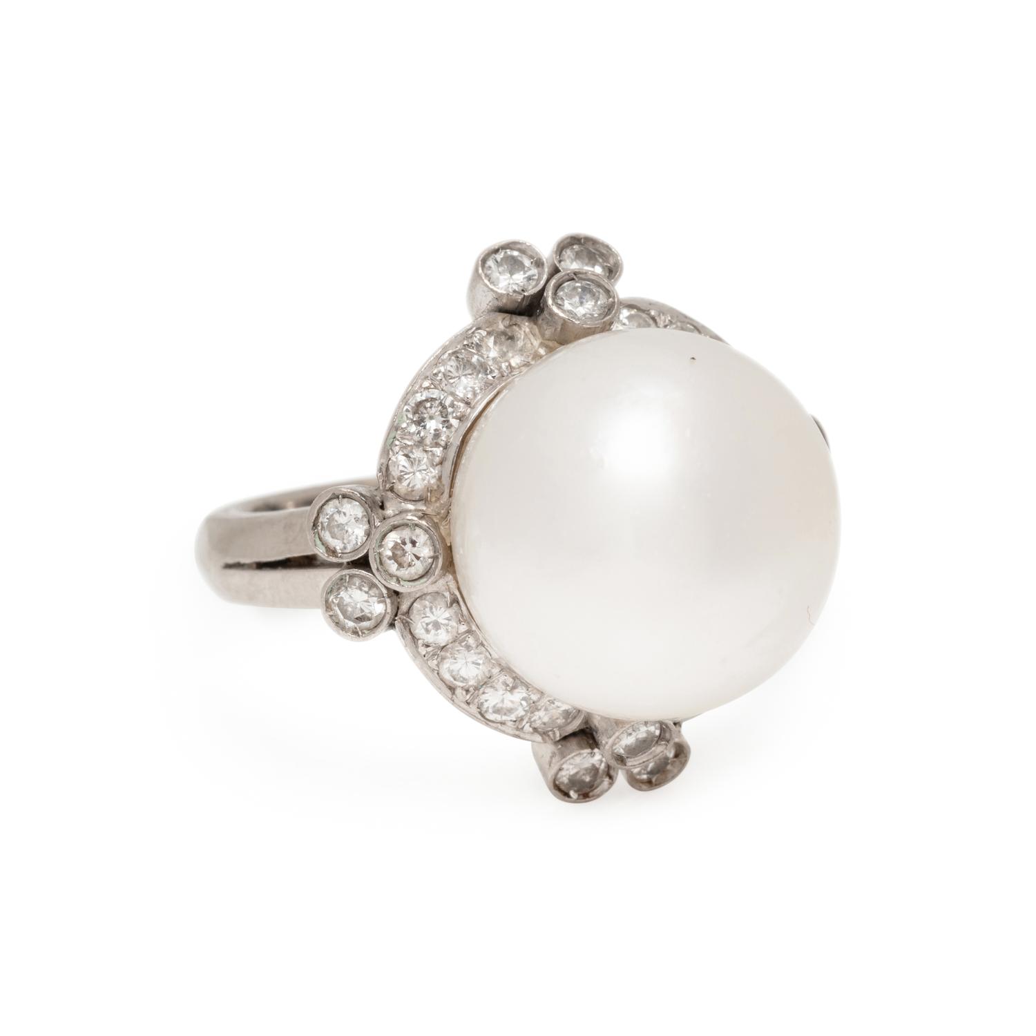 CULTURED PEARL AND DIAMOND RING